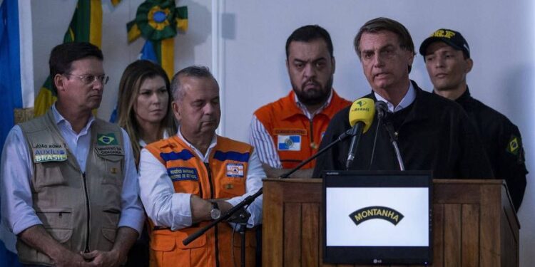 No tempo do Lula carne era mais barata, mas não tinha pandemia, diz Bolsonaro